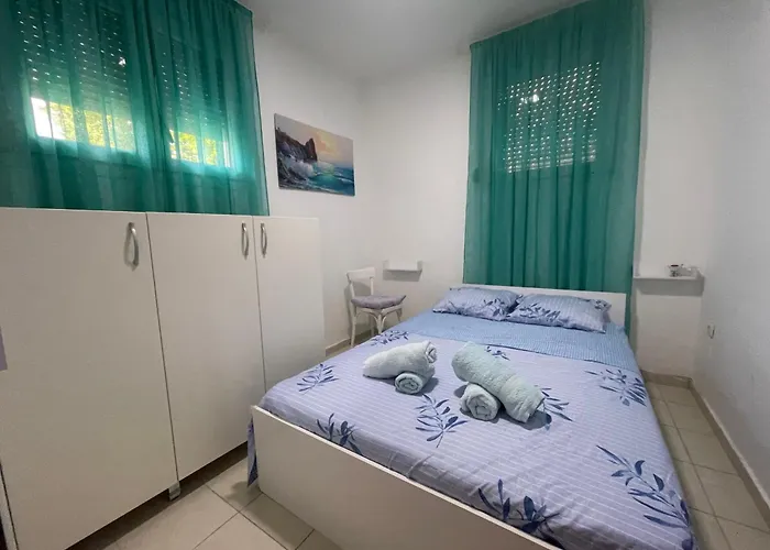 Sunny Sea View Apartment- Geoponika - Free Parking Appartement